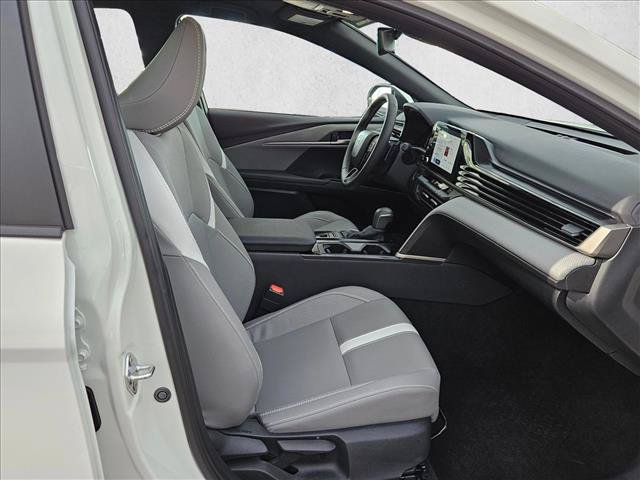 Used 2025 Toyota Camry SE FWD image 18