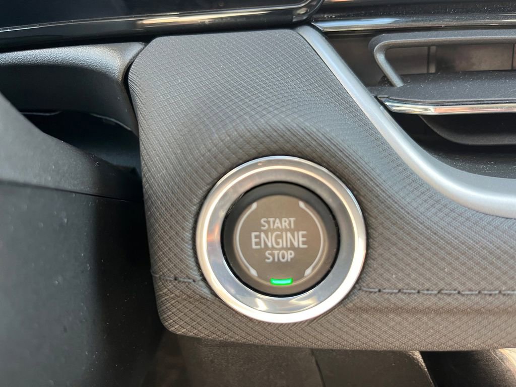 Used 2025 Chevrolet TrailBlazer LT image 15