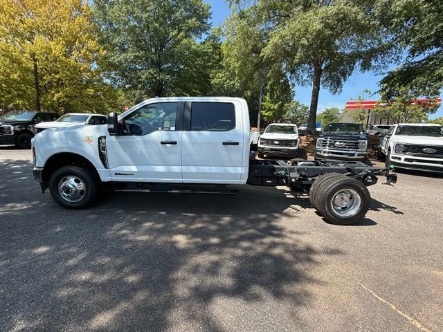 New 2025 Ford F350 XL w/ XL Chrome Package image 3