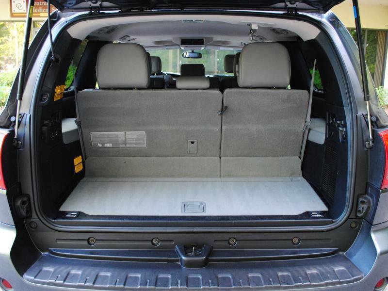 Used 2013 Toyota Sequoia Limited AWD/4WD image 36