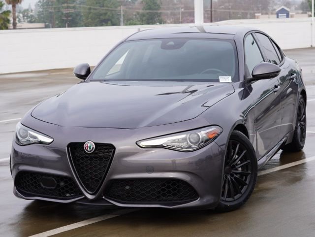 Used 2023 Alfa Romeo Giulia Sprint image 3