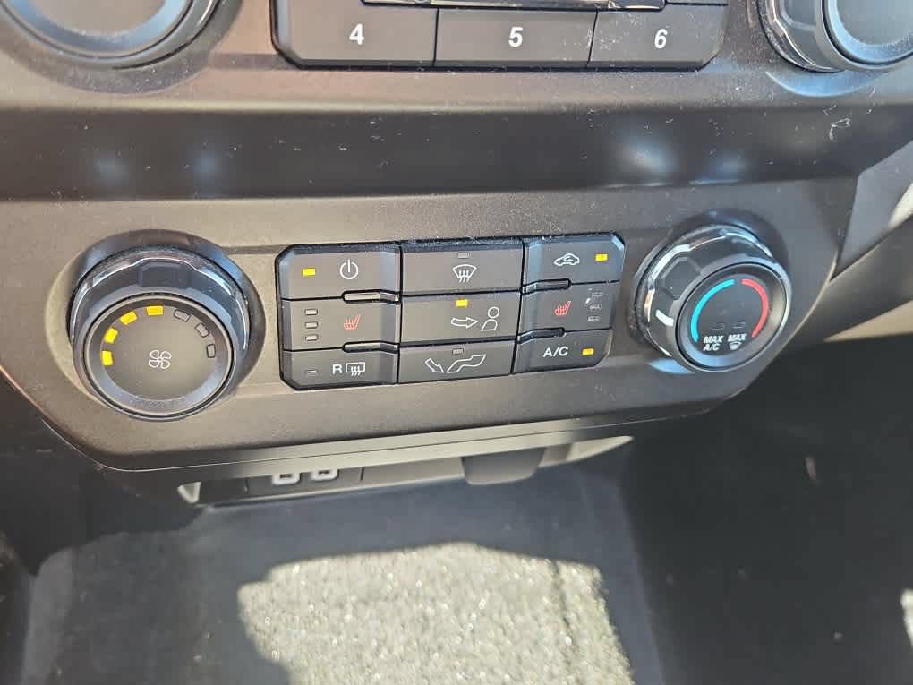 Used 2019 Ford F150 XLT w/ Equipment Group 302A Luxury RWD image 17