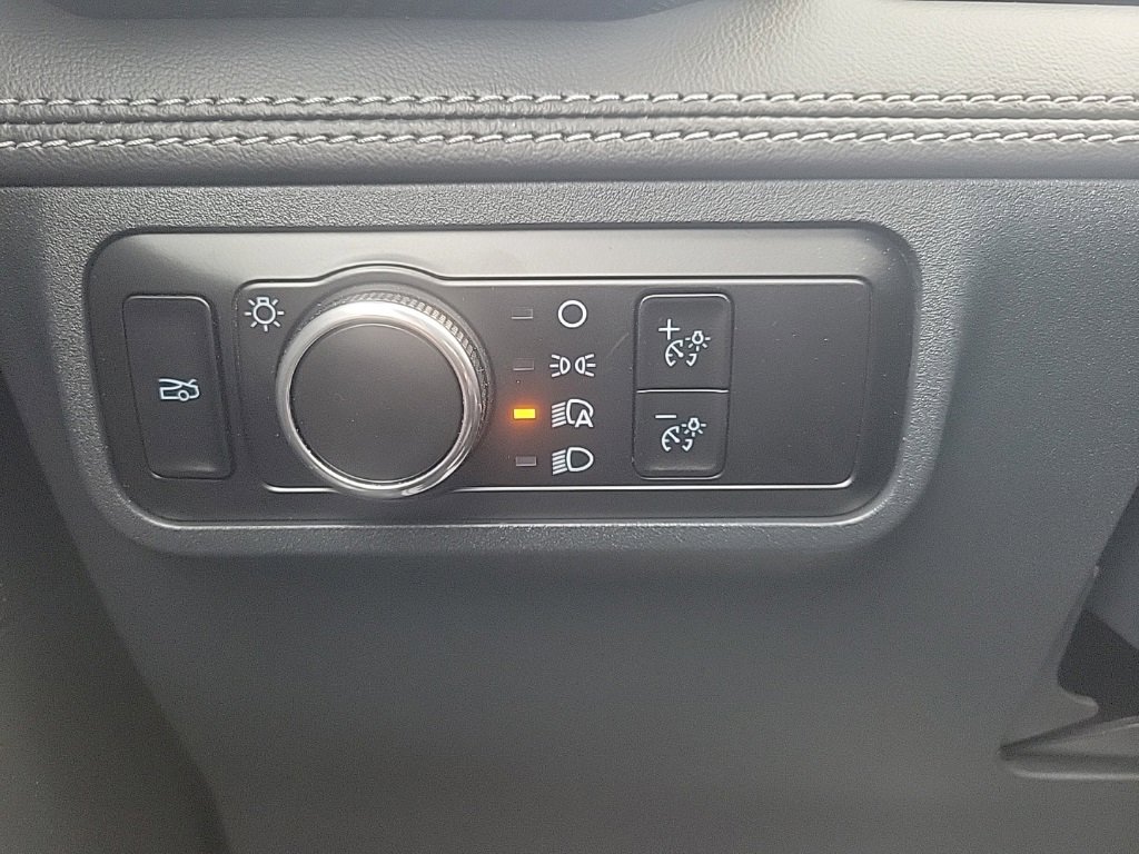 Used 2024 Ford Mustang GT Premium image 9