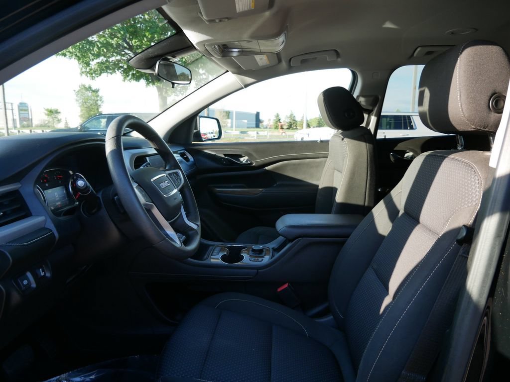 Used 2023 GMC Acadia SLE w/ Driver Convenience Package AWD/4WD image 9