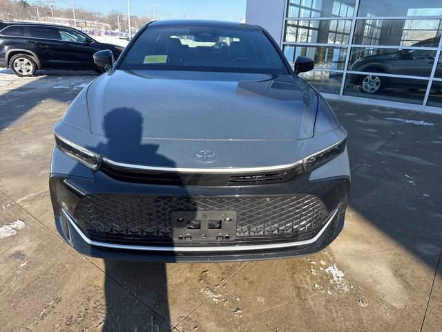 Used 2025 Toyota Crown Nightshade image 2