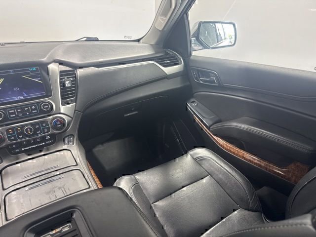 Used 2020 Chevrolet Suburban Premier RWD image 21