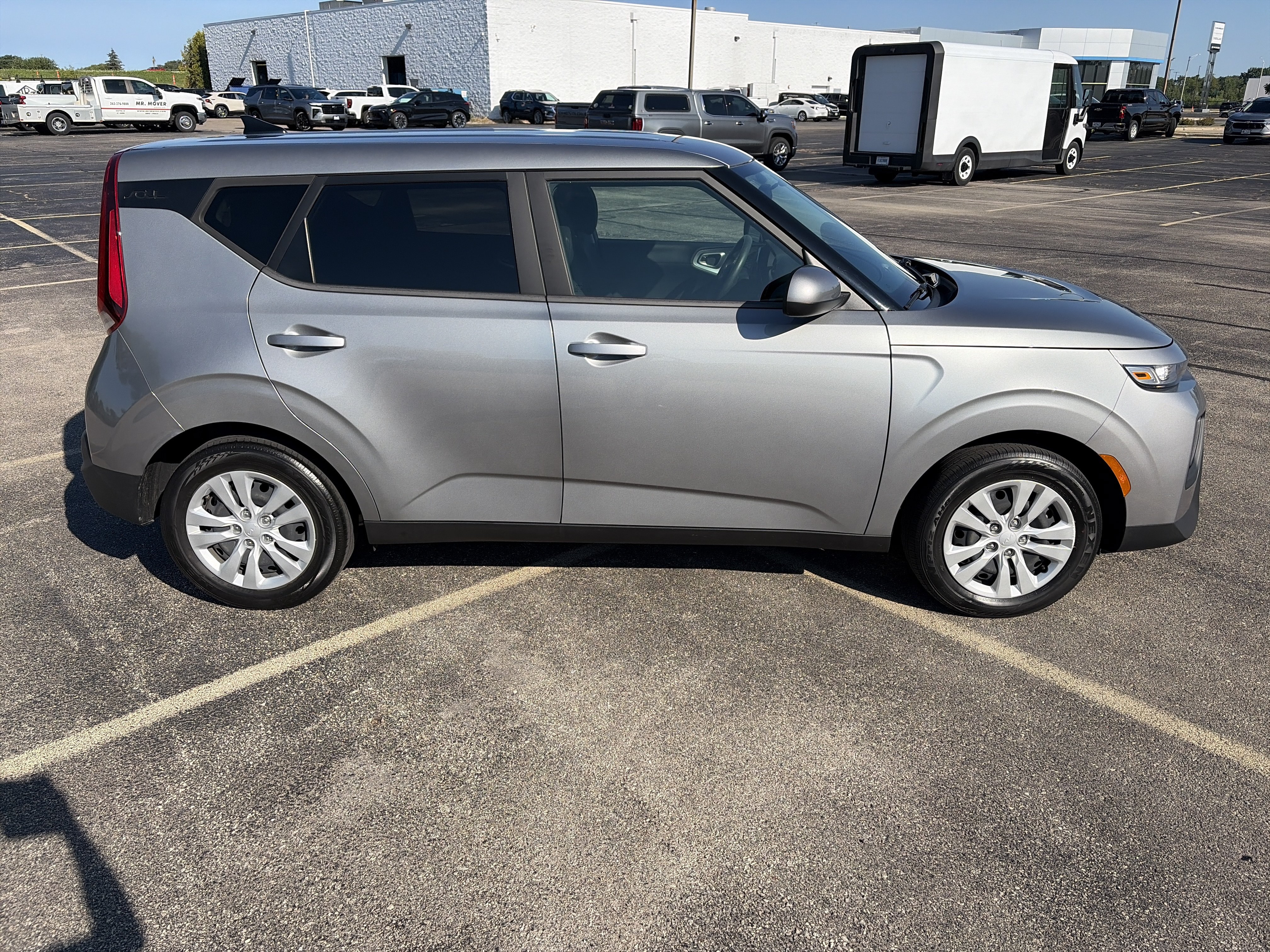 Used 2022 Kia Soul LX FWD image 7