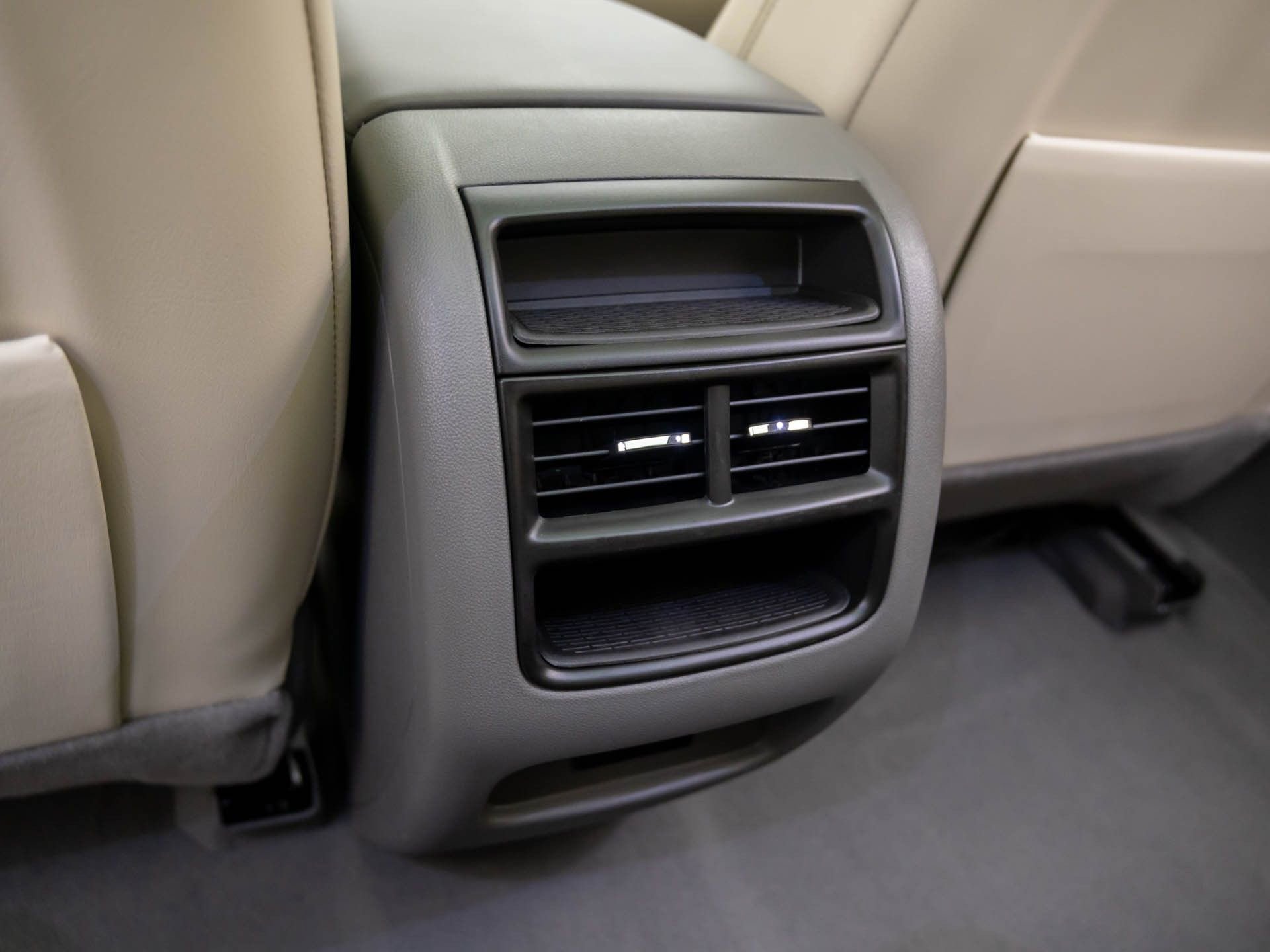 New 2025 Cadillac XT5 Premium Luxury AWD/4WD image 21