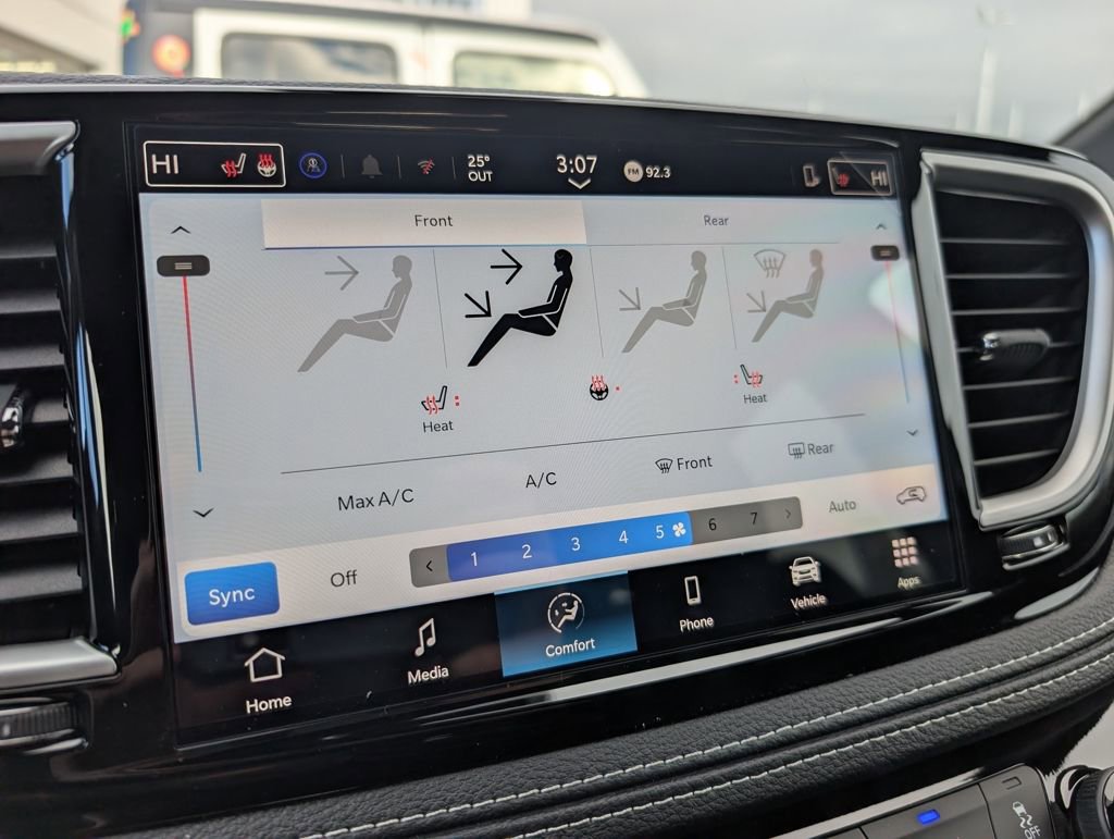 New 2026 Chrysler Pacifica Select w/ S Appearance Package FWD image 27