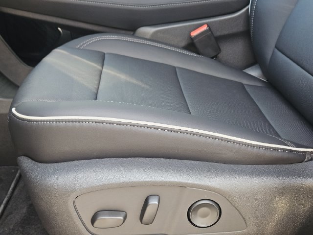 New 2027 Buick Enclave Preferred FWD image 18