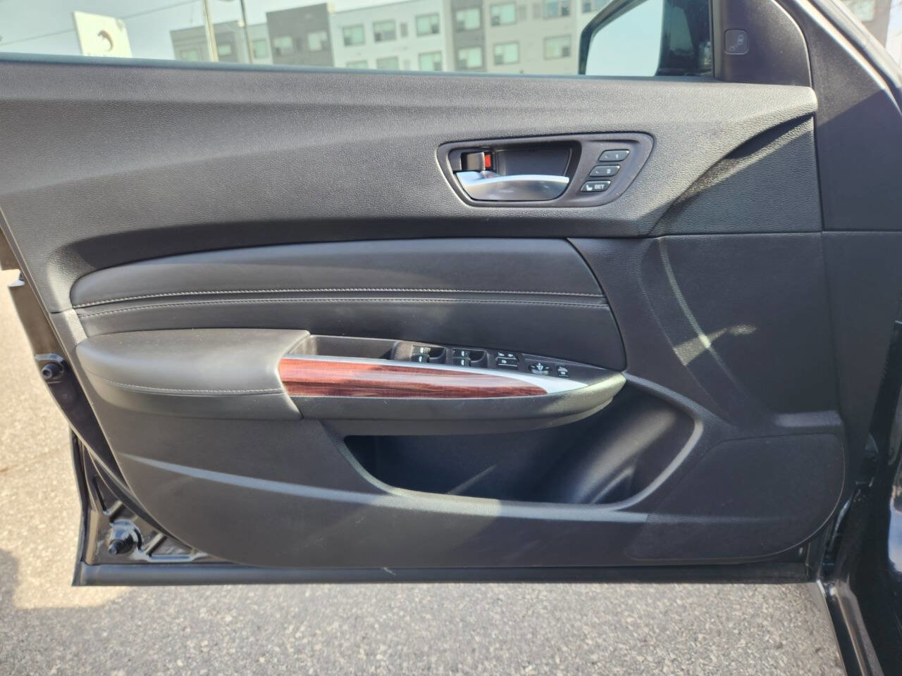 Used 2017 Acura TLX w/Tech 4dr Sedan w/Technology image 19