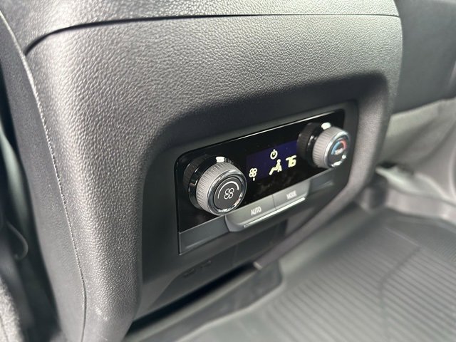 New 2026 Chevrolet Traverse LT w/ LPO, Floor Liner Package image 19