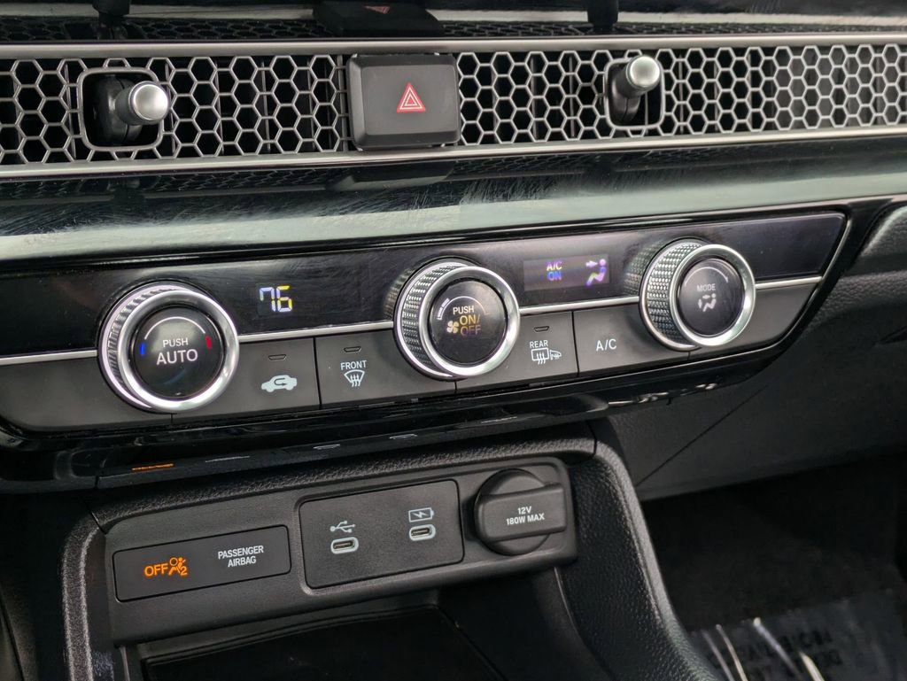 Used 2025 Honda Civic Sport image 17