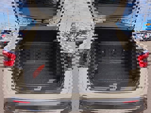 New 2026 Chevrolet Trax ACTIV w/ Sunroof Package image 16