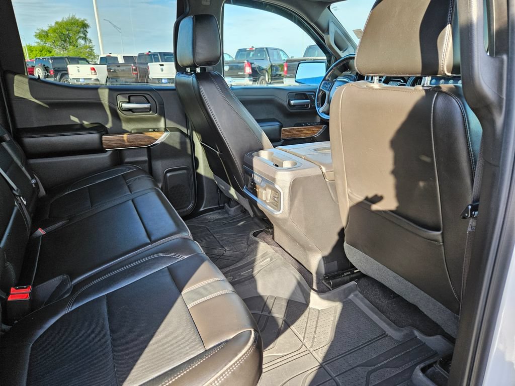 Used 2019 Chevrolet Silverado 1500 High Country w/ Technology Package AWD/4WD image 29