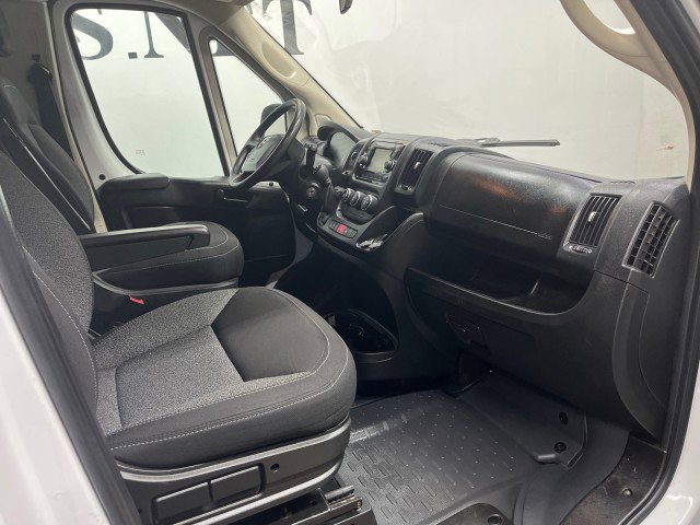 Used 2019 RAM ProMaster 3500 w/ Premium Appearance Group FWD image 18