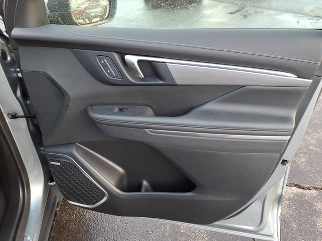 Used 2025 Buick Enclave Preferred image 26