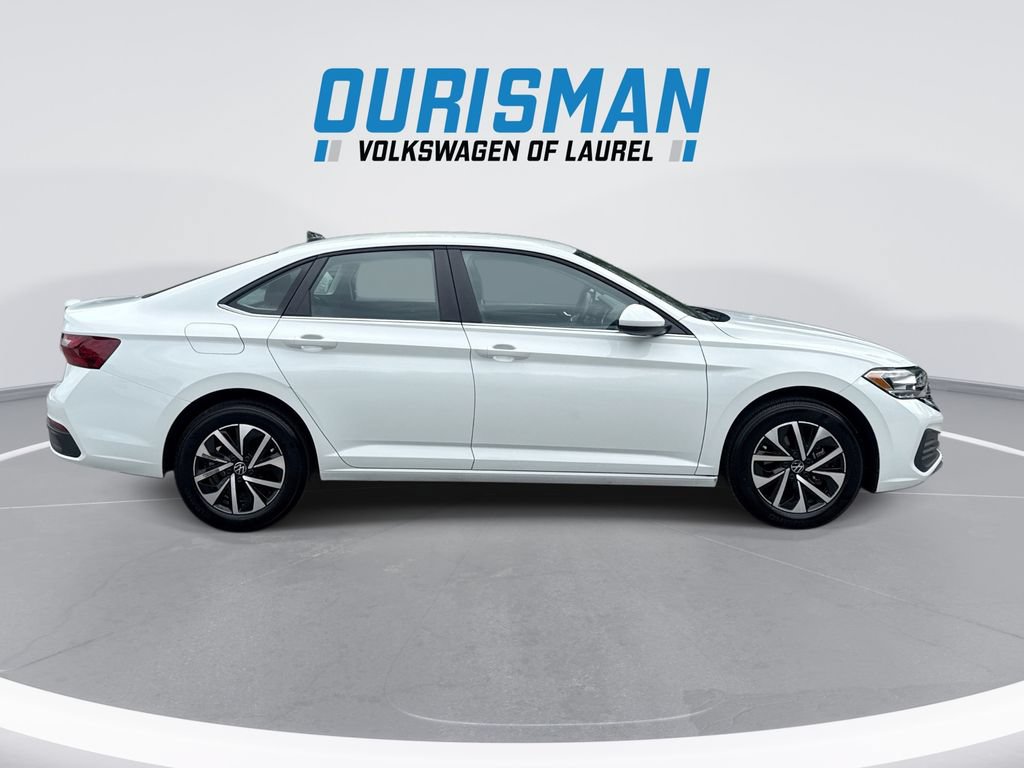 Used 2024 Volkswagen Jetta S FWD image 9