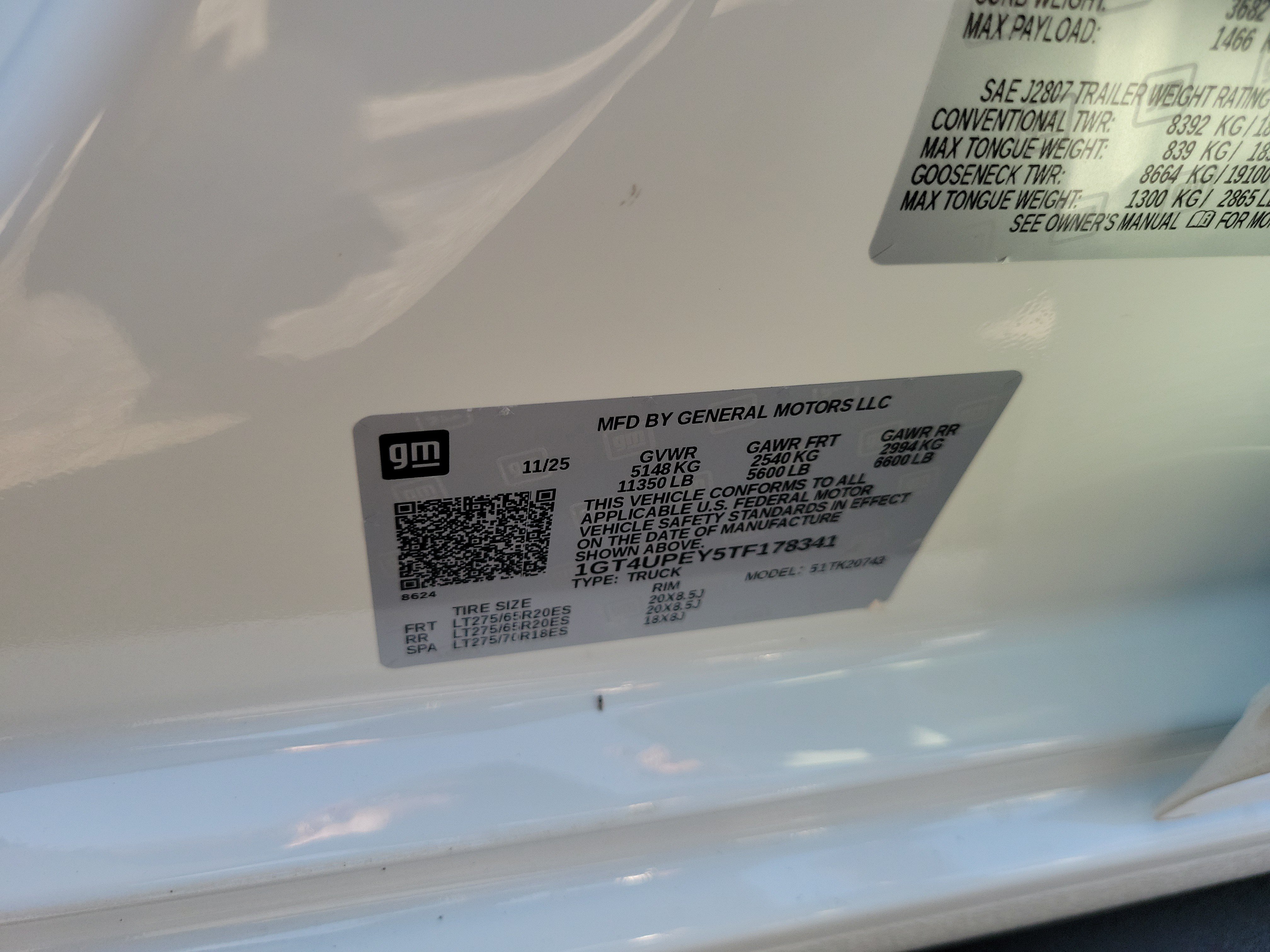 Used 2026 GMC Sierra 2500 AT4 AWD/4WD image 30
