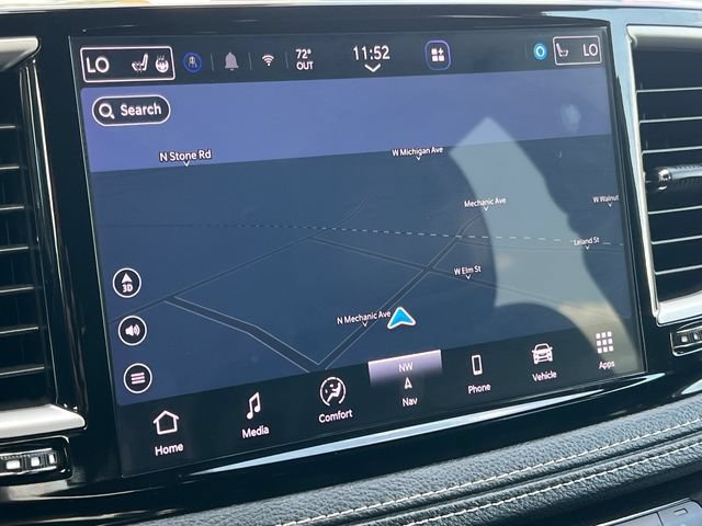 Used 2025 Chrysler Pacifica Select w/ Uconnect Theater Family Group AWD/4WD image 24