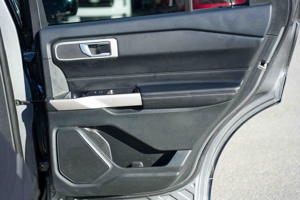 Used 2023 Ford Explorer XLT w/ Class IV Trailer Tow Package image 21