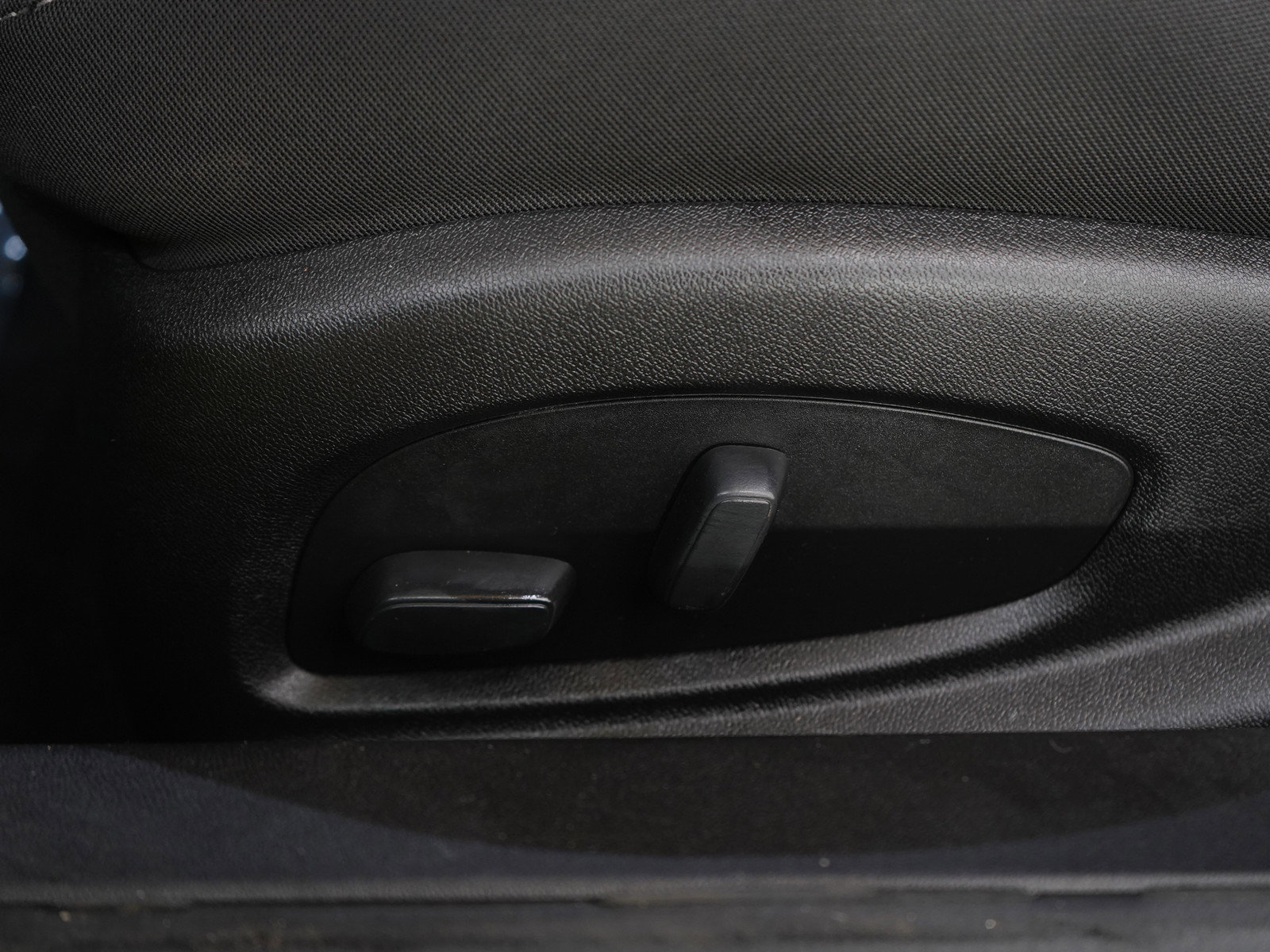 Used 2019 Chevrolet Camaro SS RWD image 25