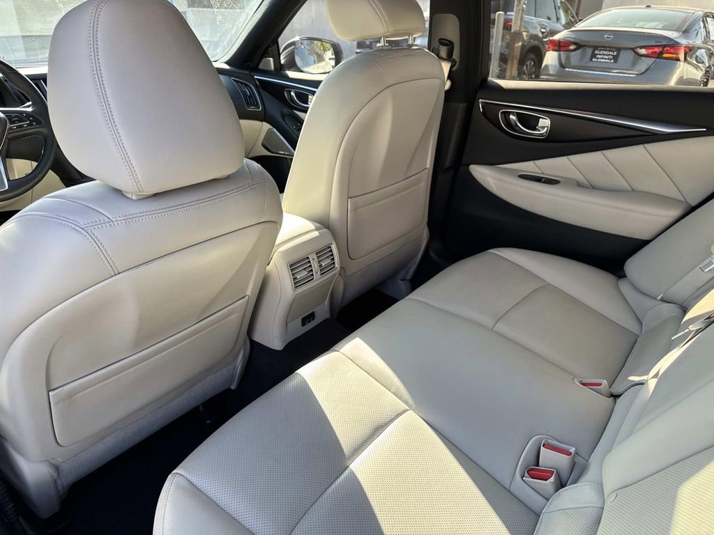 Certified 2022 INFINITI Q50 Sensory RWD image 11
