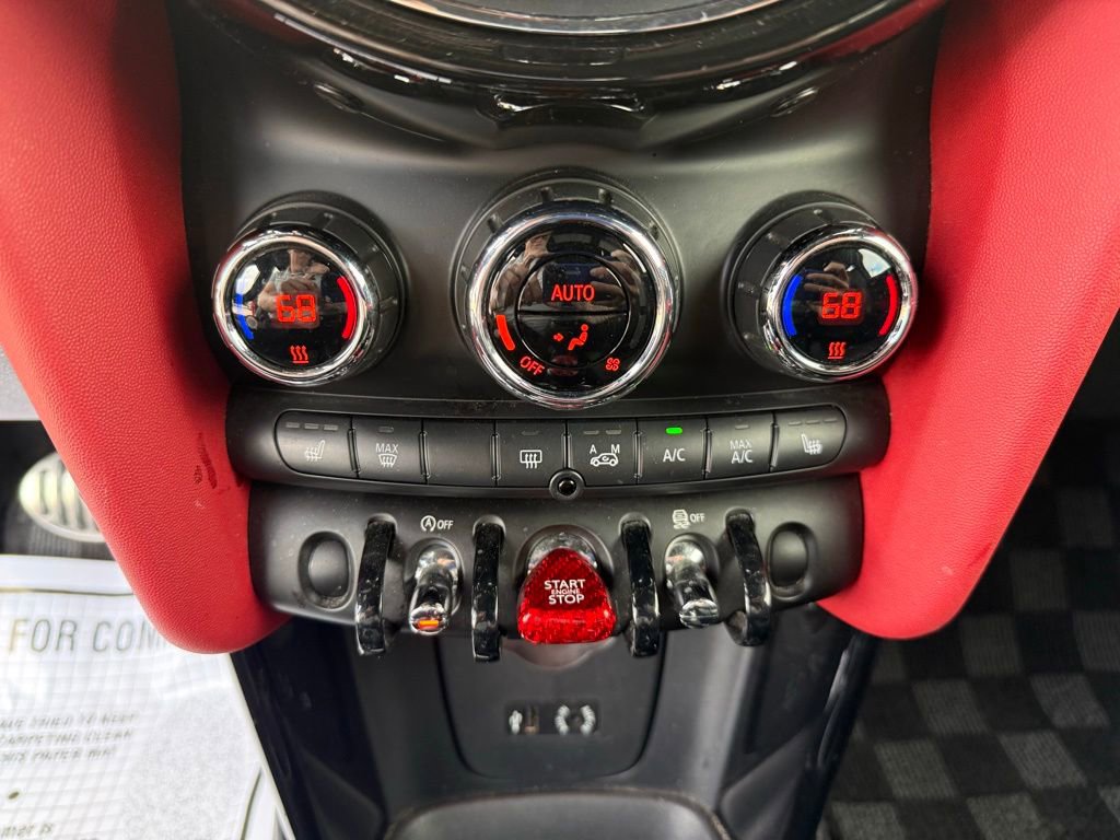 Used 2016 MINI Cooper S image 17