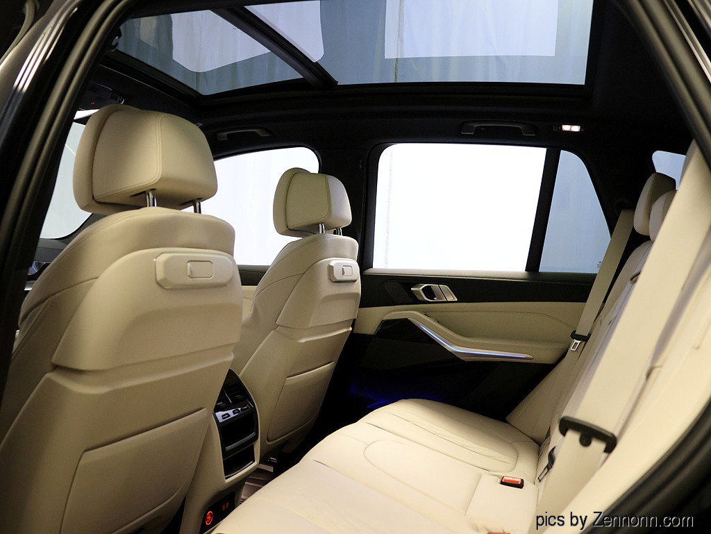 Certified 2024 BMW X5 xDrive40i w/ M Sport Package image 13