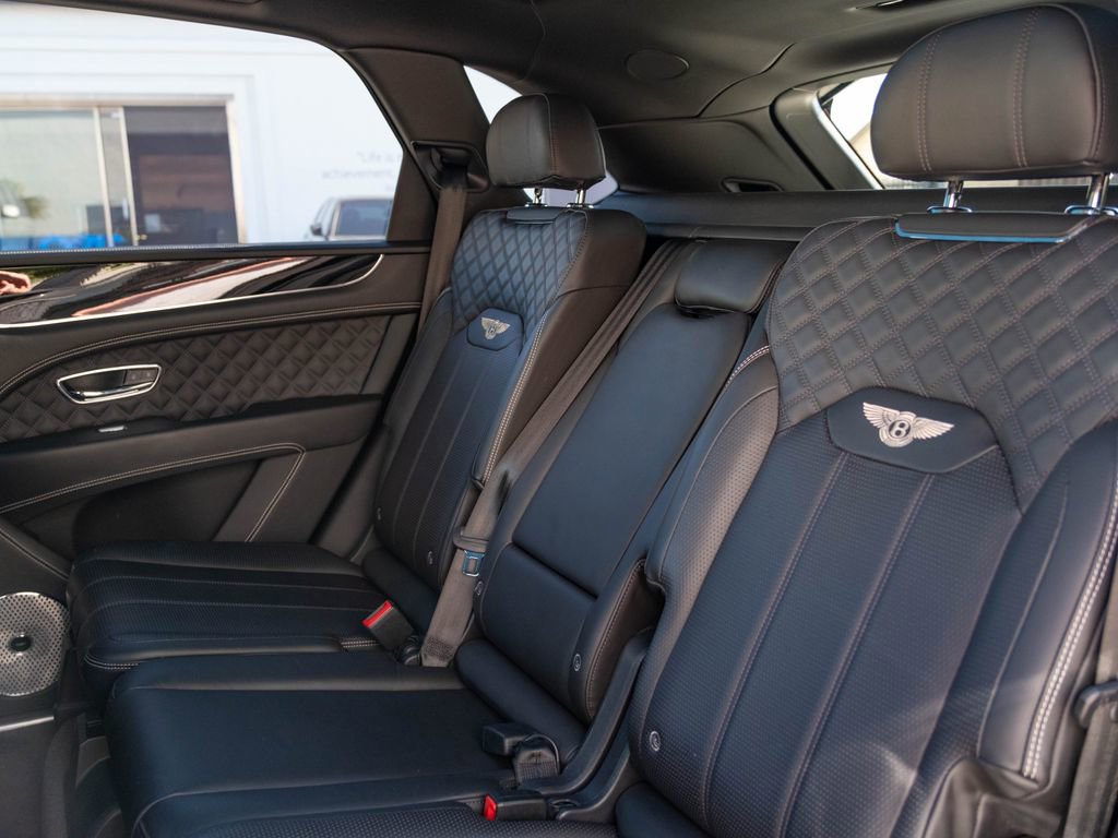 Used 2021 Bentley Bentayga Speed AWD/4WD image 20