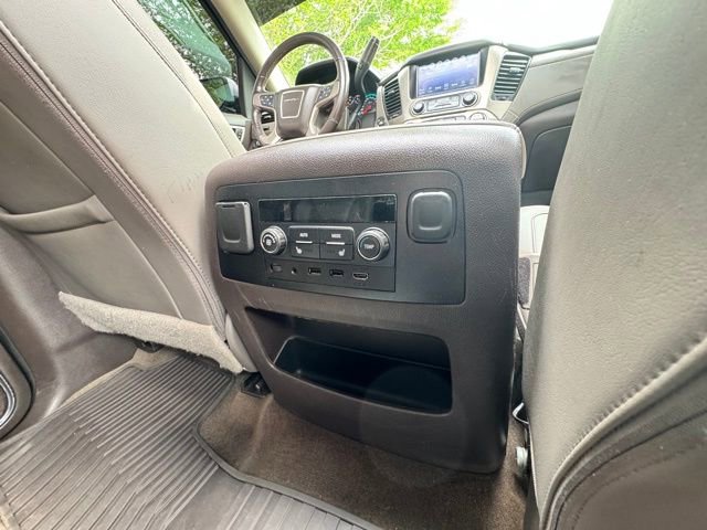 Used 2019 GMC Yukon Denali w/ Denali Ultimate Package image 26