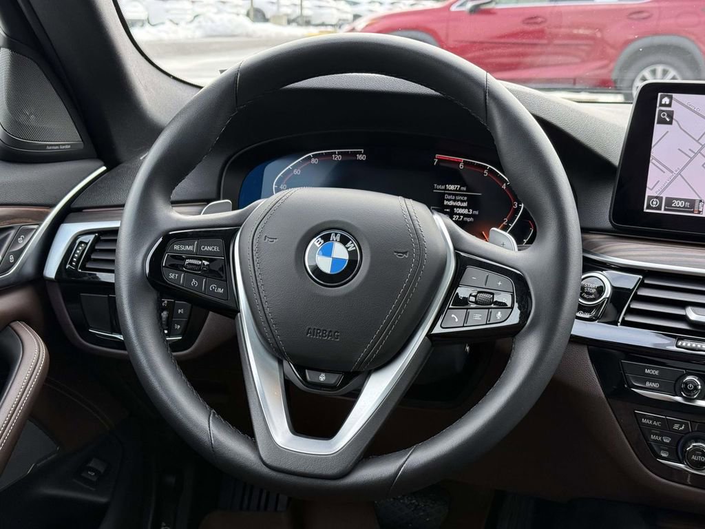 Used 2022 BMW 530i w/ Executive Package image 9