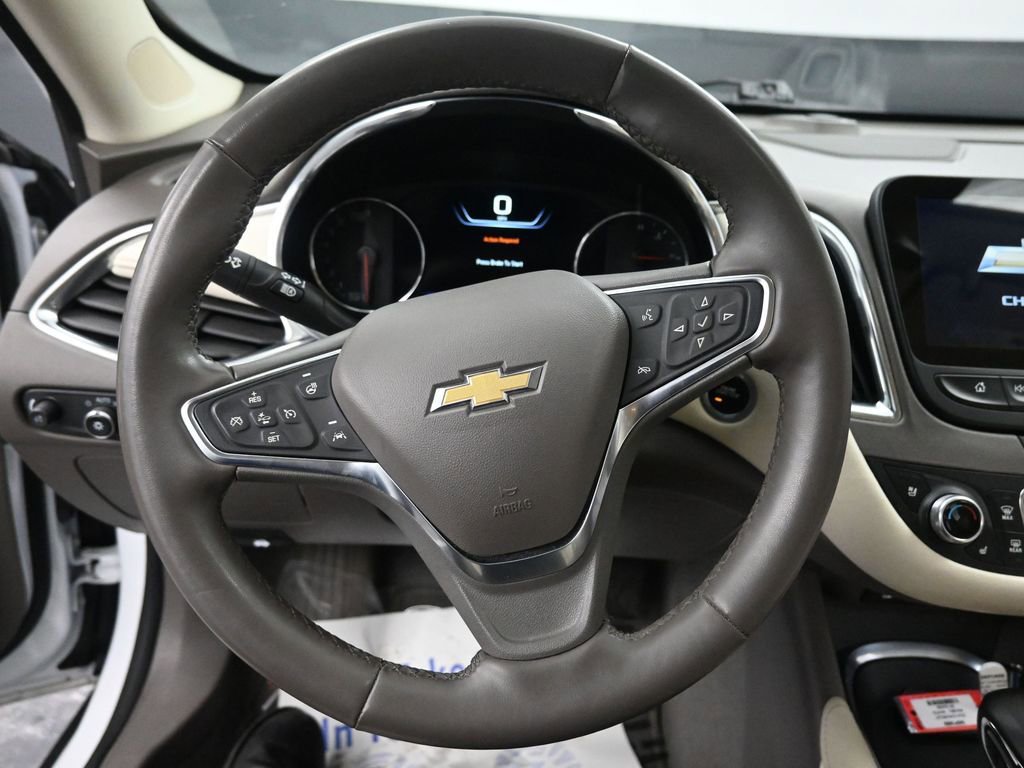 Used 2024 Chevrolet Malibu LT image 32