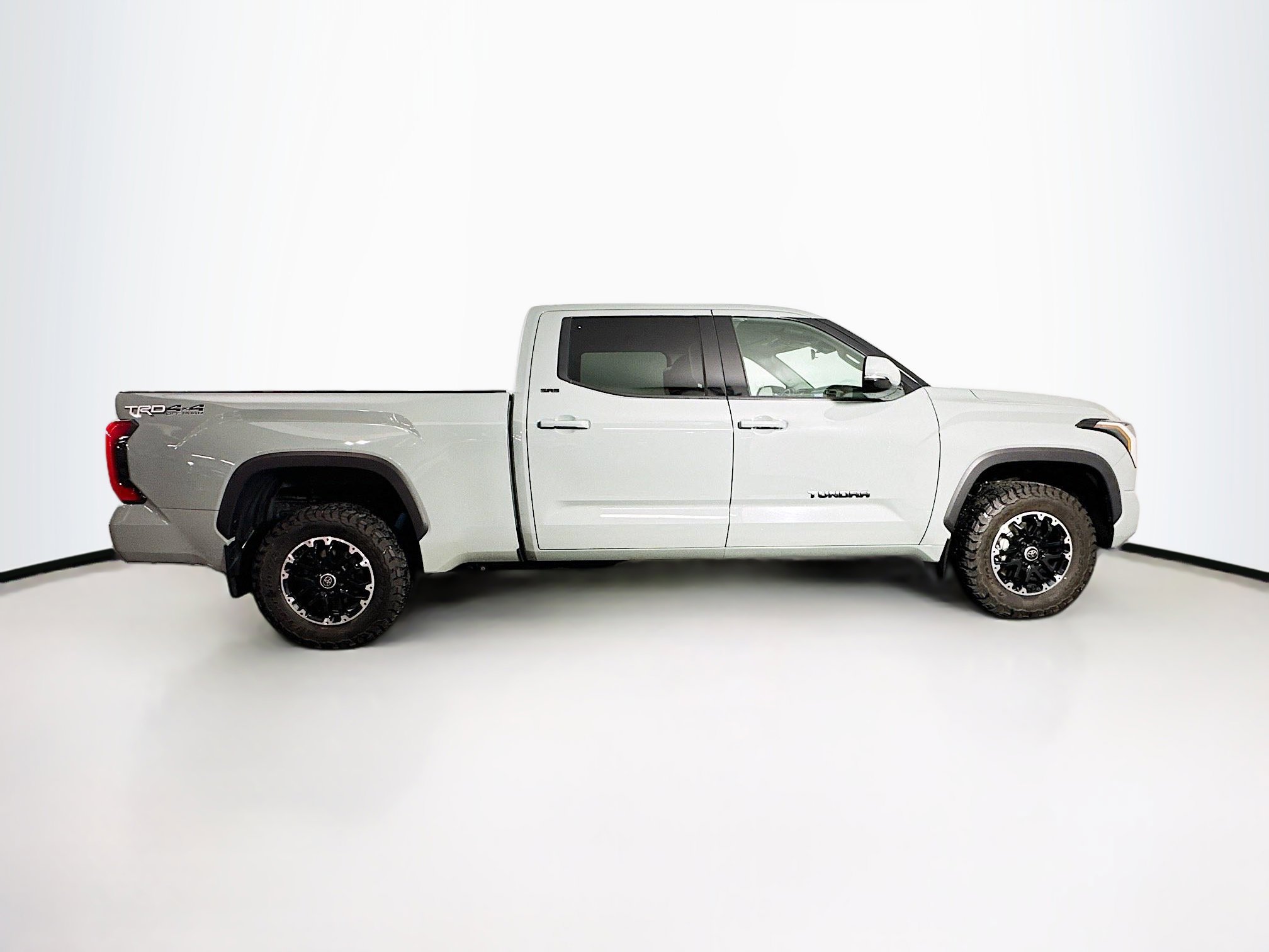 Used 2023 Toyota Tundra SR5 w/ TRD Off-Road Package image 10