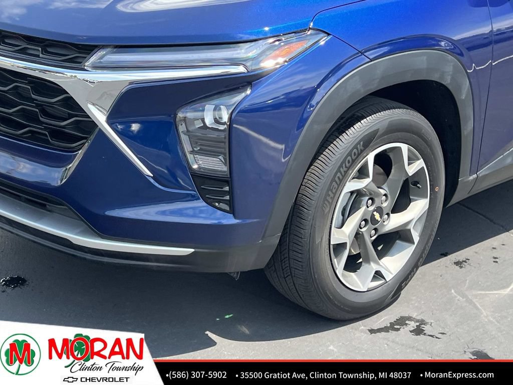 Certified 2024 Chevrolet Trax LT w/ Driver Confidence Package FWD image 9