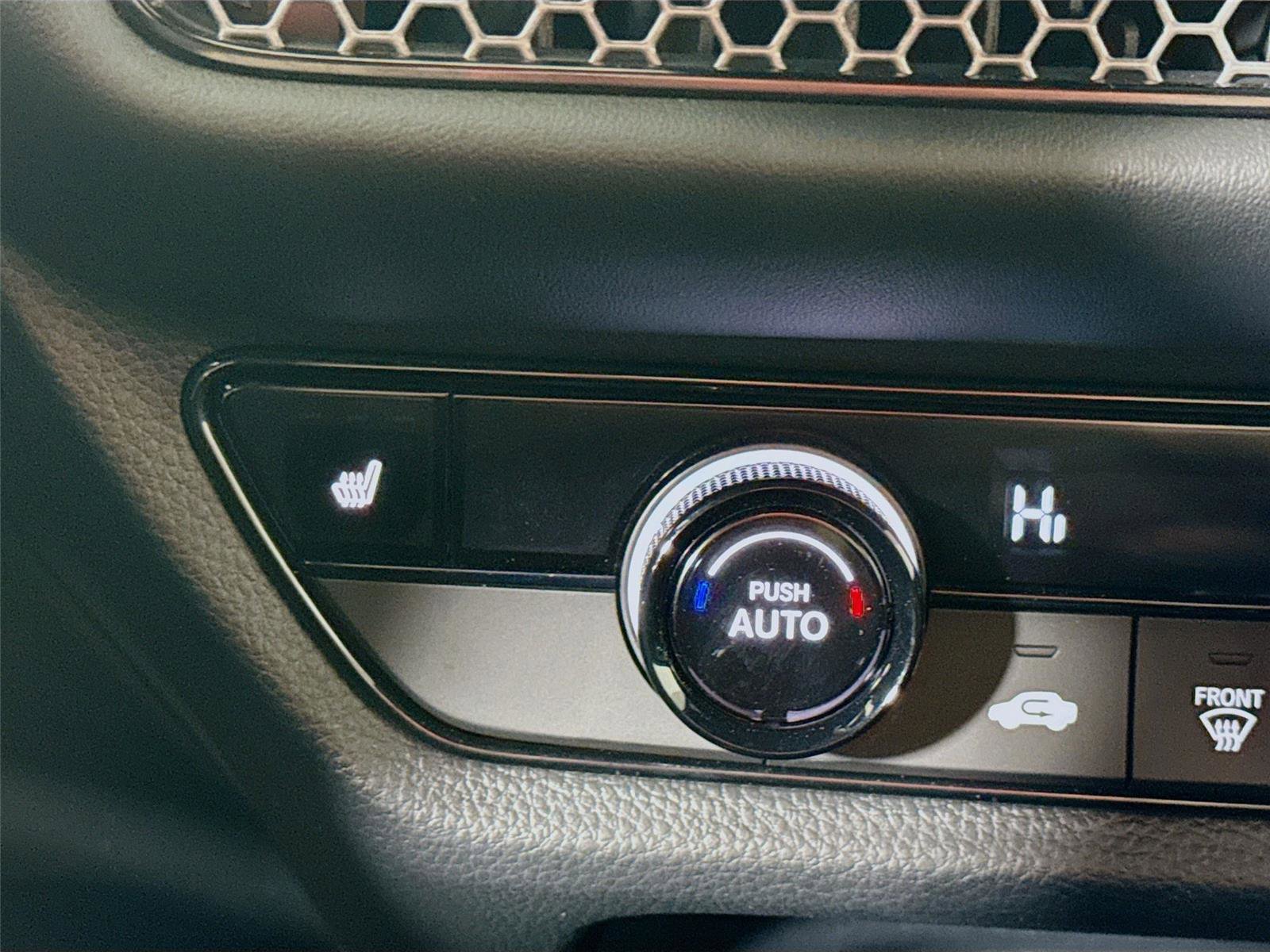 Used 2025 Honda HR-V Sport image 13