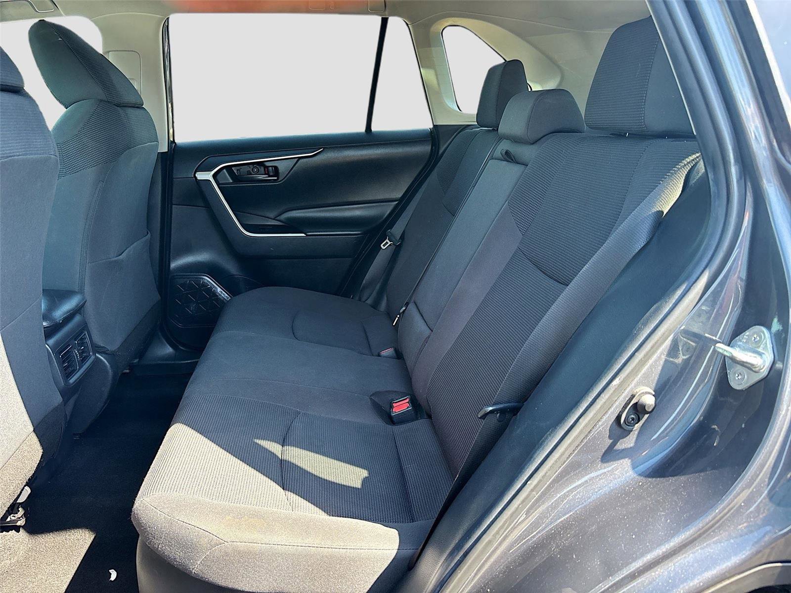 Used 2019 Toyota RAV4 LE image 24