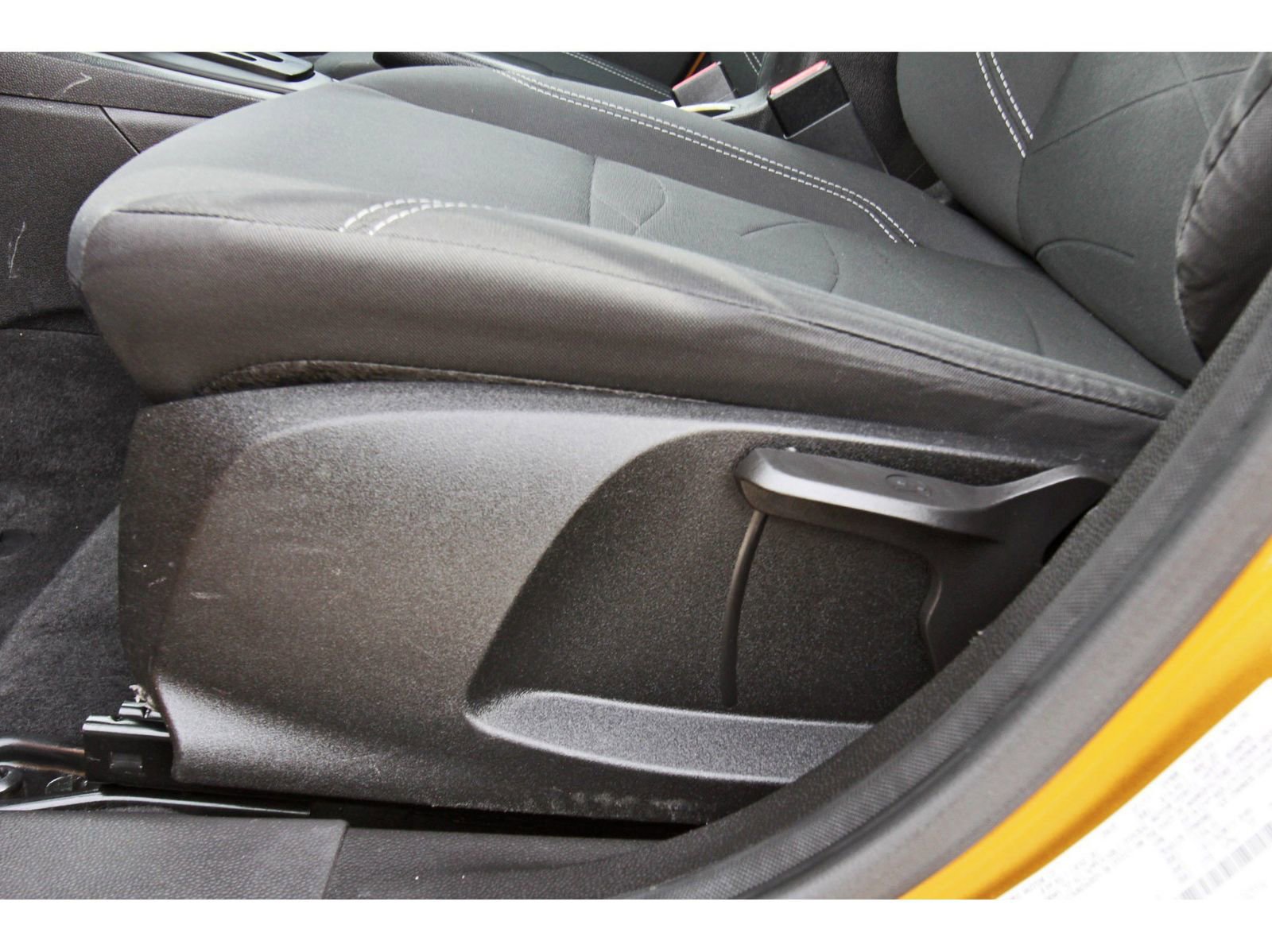 Used 2016 Ford Fiesta SE image 30