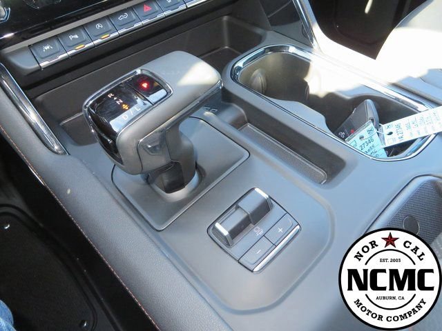 Used 2025 GMC Sierra 1500 AT4 image 33