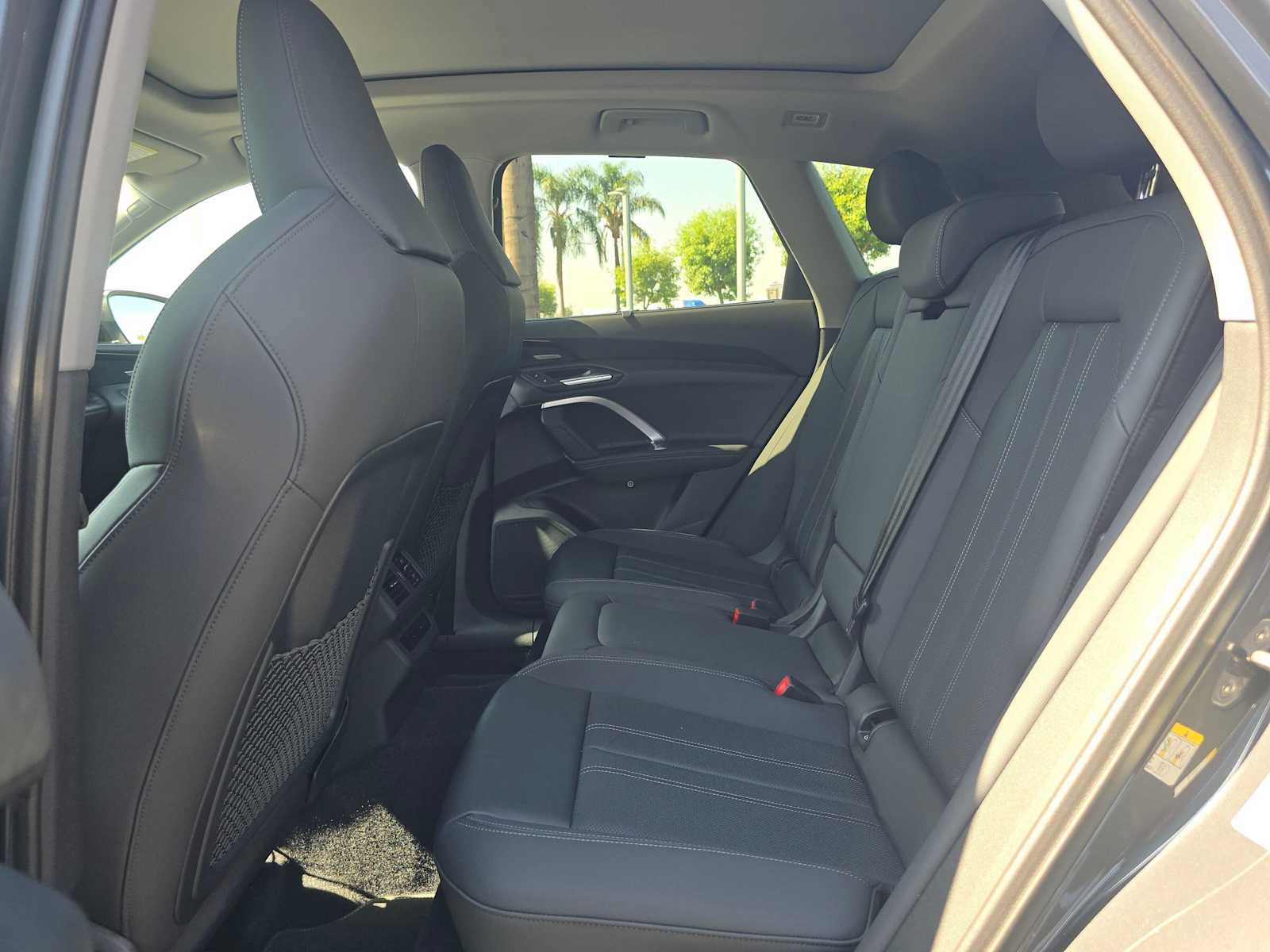 Used 2025 Audi Q5 Premium Plus w/ Premium Plus AWD/4WD image 16