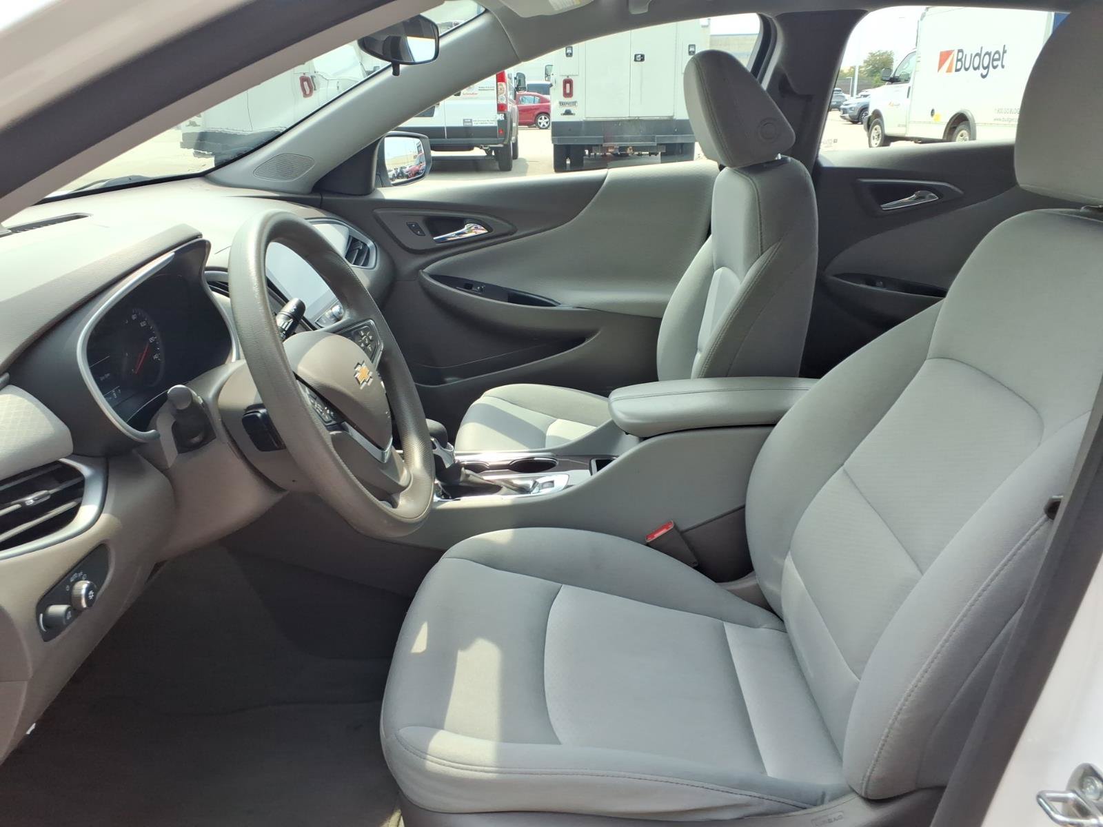 Used 2024 Chevrolet Malibu LT FWD image 25