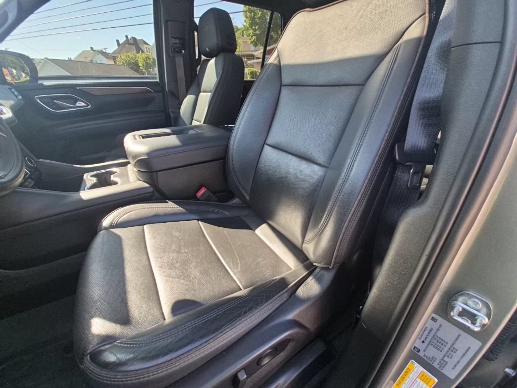 Used 2023 Chevrolet Tahoe High Country AWD/4WD image 11