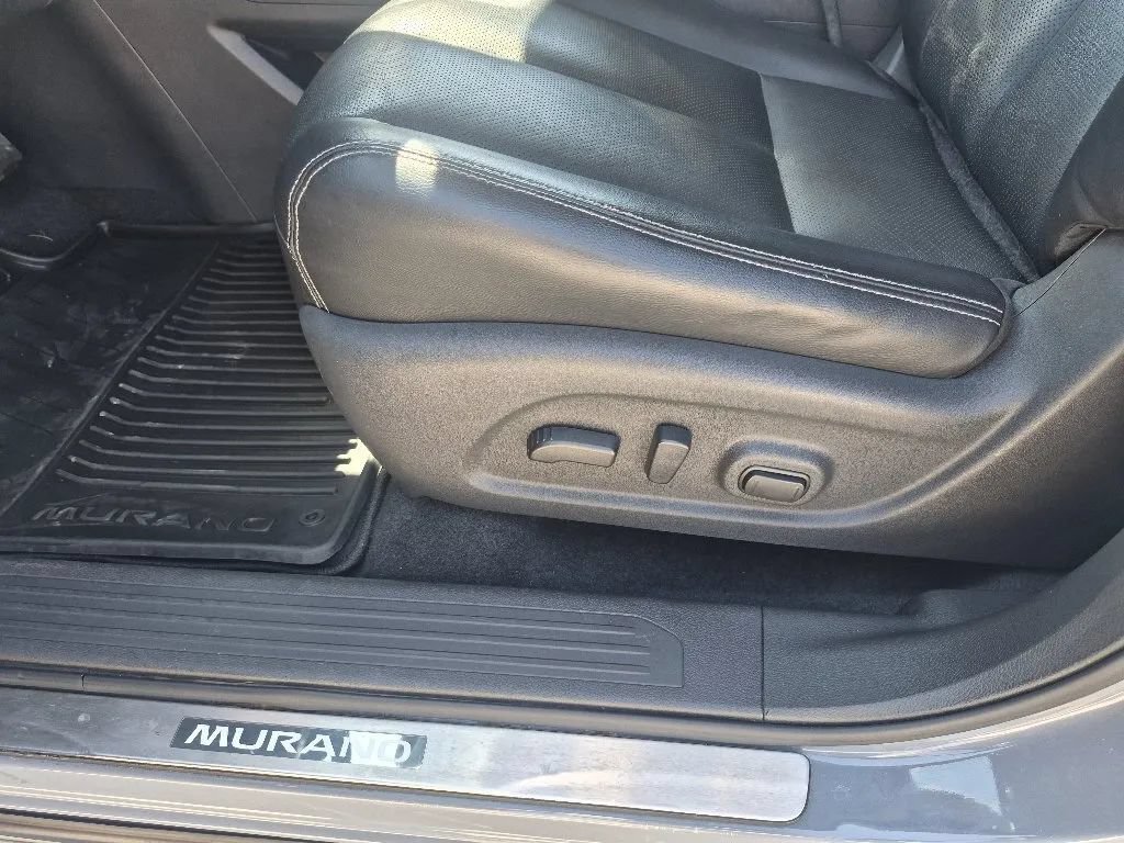 Used 2023 Nissan Murano SL w/ Cargo Package FWD image 14