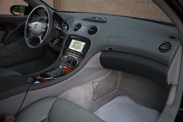 Used 2005 Mercedes-Benz SL 500 image 20