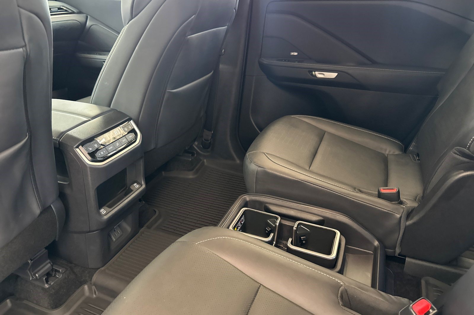 Used 2025 Lexus TX 500h AWD w/ Technology Package image 15