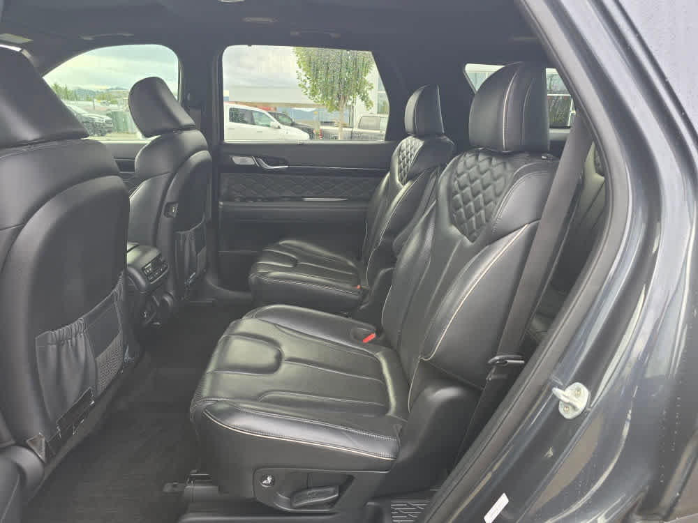 Used 2020 Hyundai Palisade Limited image 16