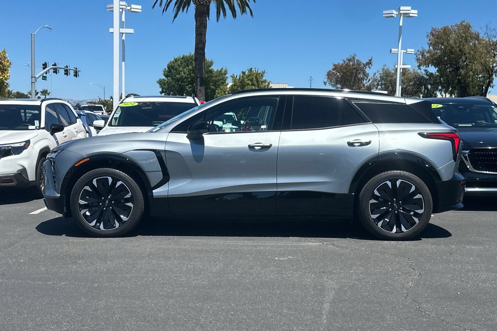 Used 2024 Chevrolet Blazer EV RS AWD/4WD image 8