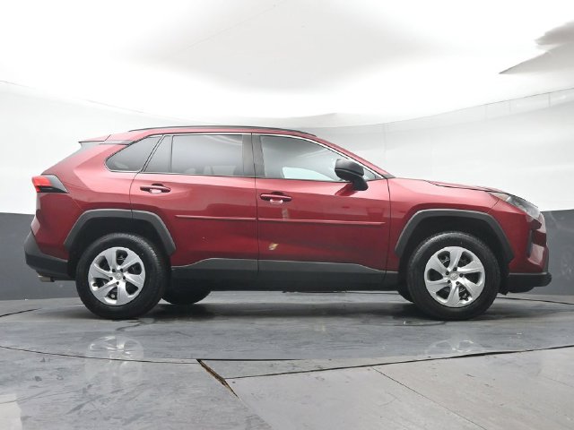 Certified 2021 Toyota RAV4 LE AWD/4WD image 30
