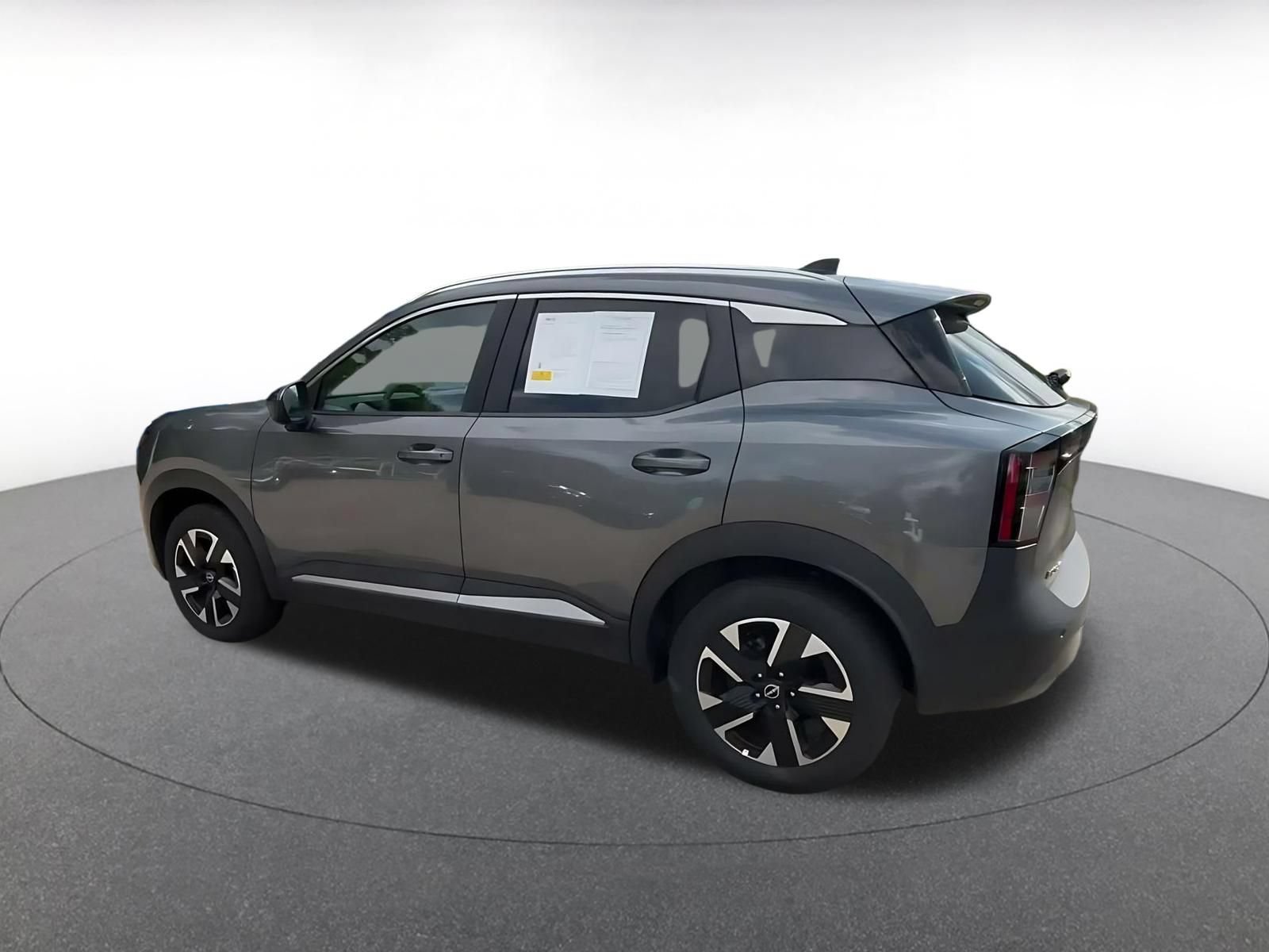 Used 2026 Nissan Kicks SV w/ Cold Weather Package AWD/4WD image 9