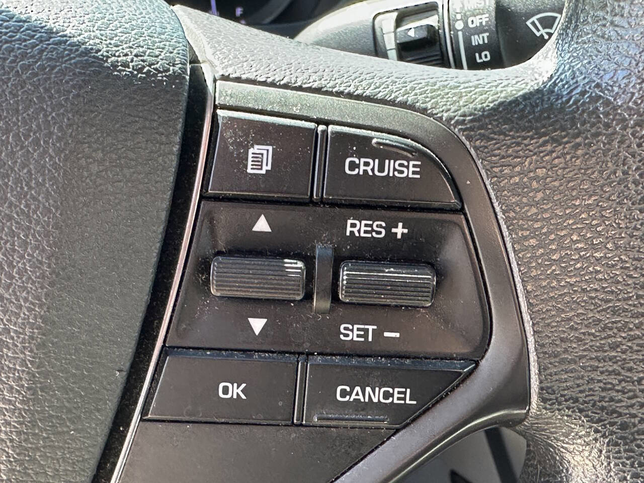 Used 2015 Hyundai Sonata SE w/ Option Group 09 FWD image 25